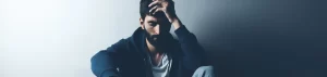 Methadone withdrawal timeline with symptoms like anxiety, sweating, muscle aches, and flu-like signs