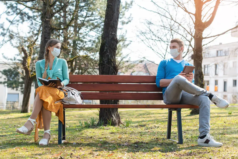 Should I Go to an Addiction Treatment Center During COVID-19