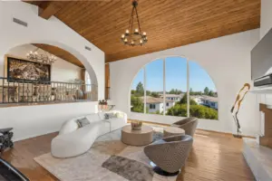 LA common area new